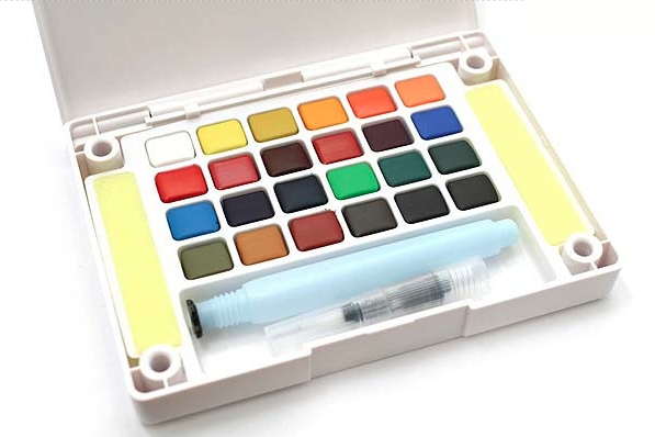 Sakura Petit Color Watercolor Field Sketch Box Set - 24 Color Palette + Water Brush