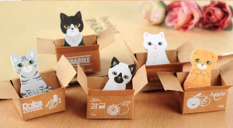 Adhesive Little Kitty Memo Pad