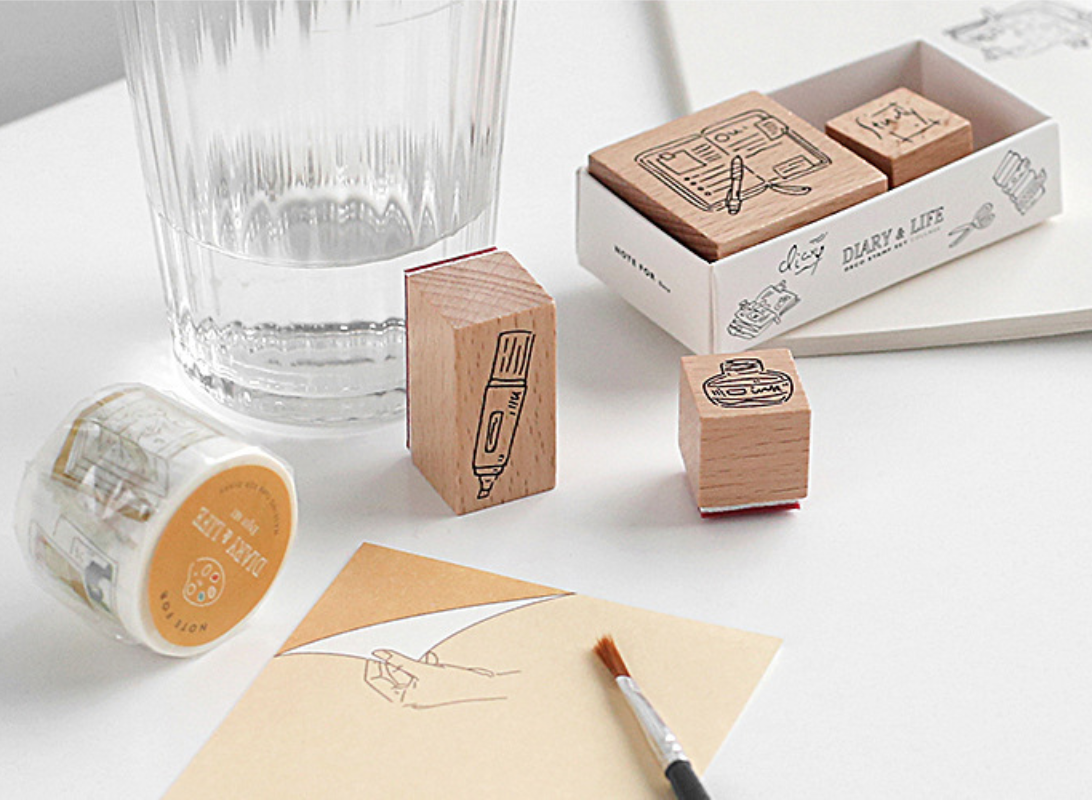 The Easy Way to use Rubber Stamps with Paint - Carolyn Dube