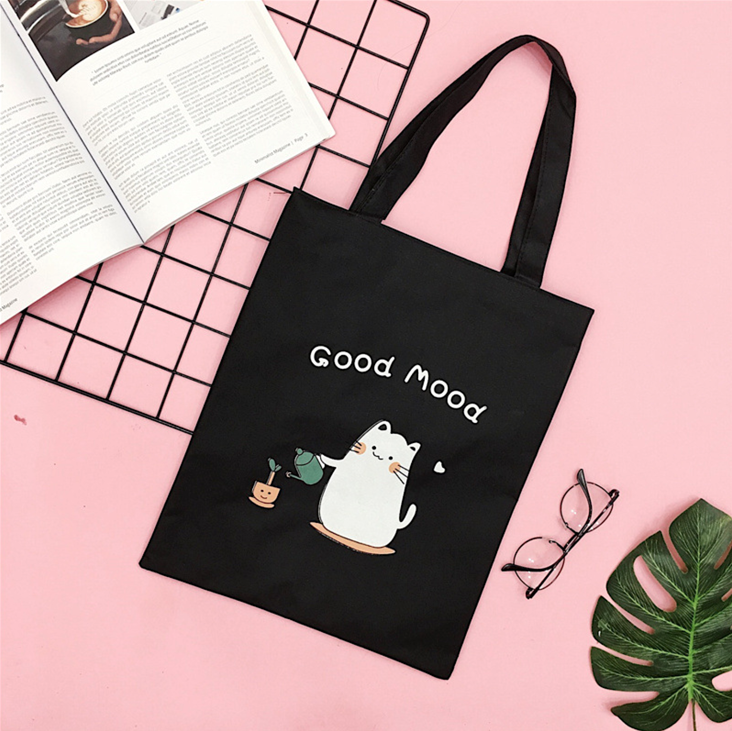 Feeling cute with my tote bag 💕 Shop Bluebell tote, now for P1999
