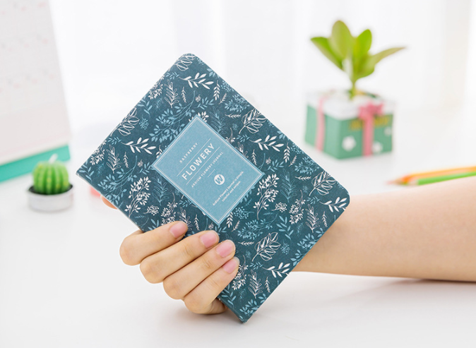 Ardium Flowery Journal - Pale Colors