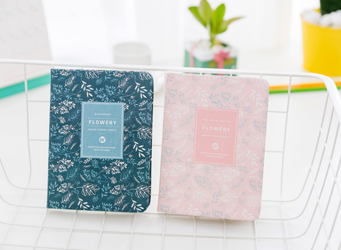 Ardium Flowery Journal - Pale Colors